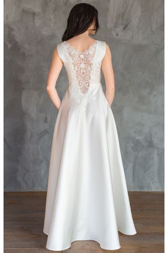 Атласные свадебные платья – купить в Москве, цены на свадебные платья из атласа